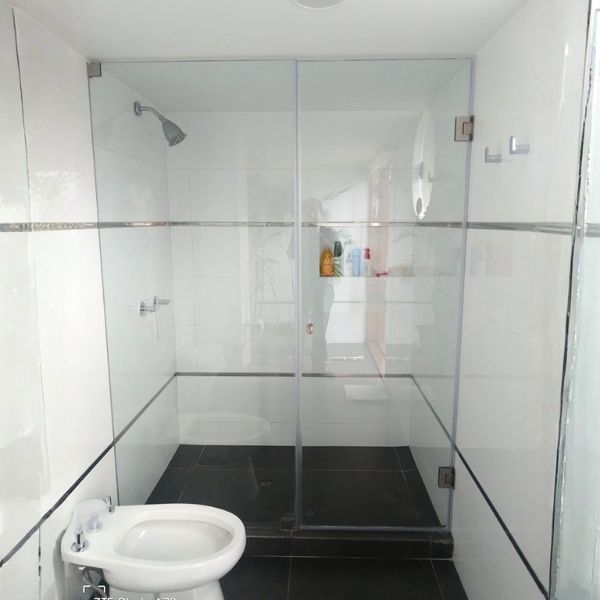 Puerta de ducha en vidrio templado